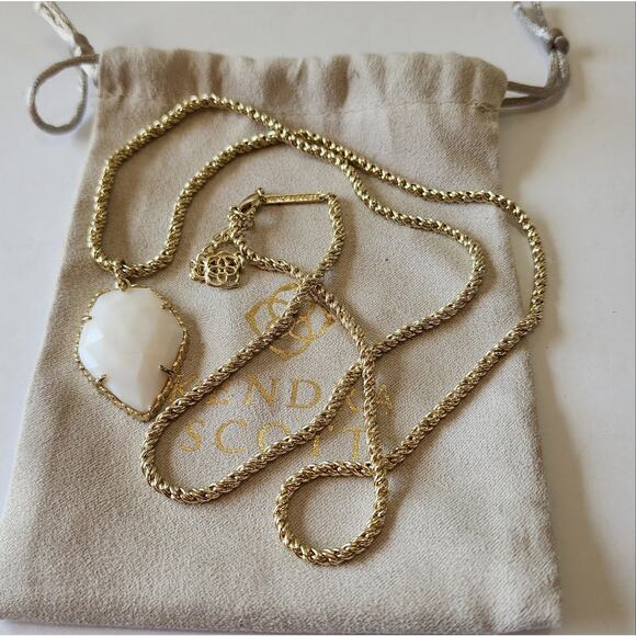 KENDRA SCOTT CORLEY WHITE AND GOLD NECKLACE - Picture 1 of 8